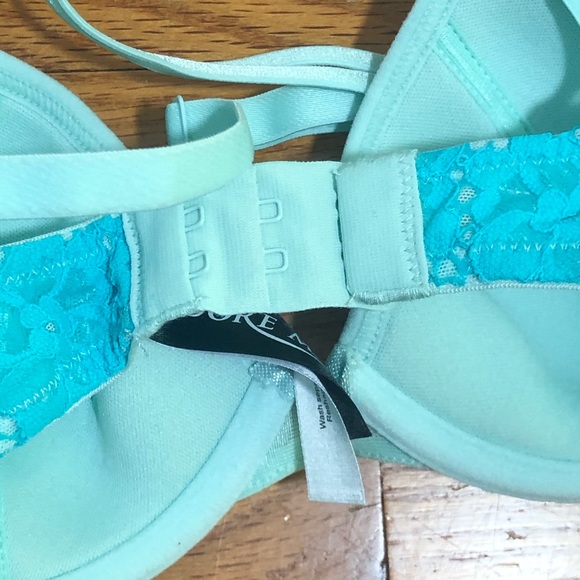 Clea Contour - Picture 7 of 8